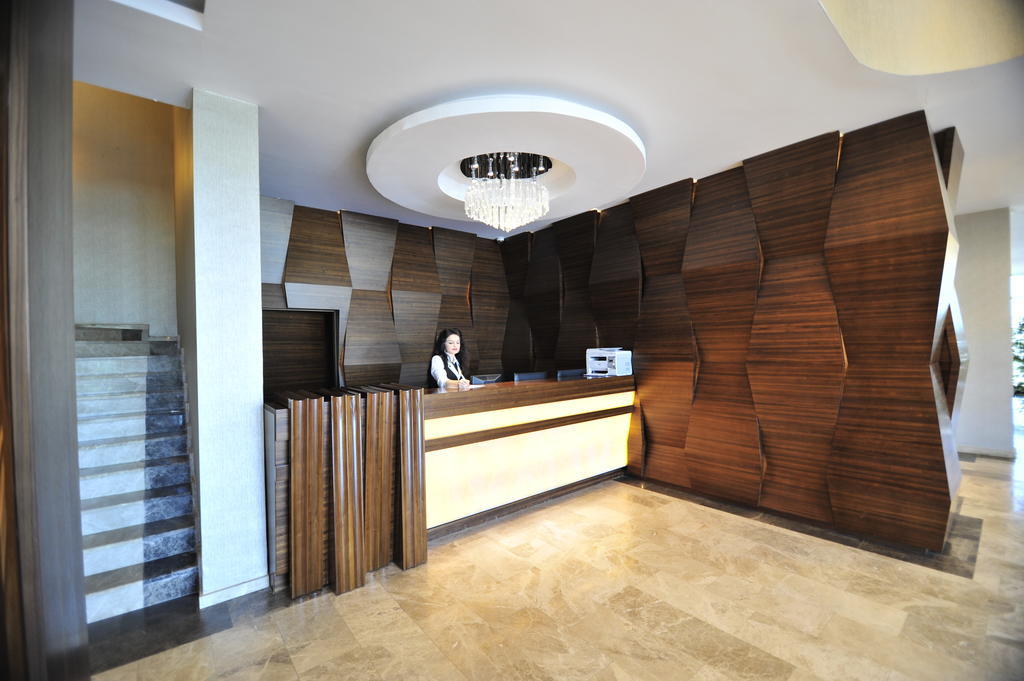 Grand Cenas Hotel Agri Bagian luar foto