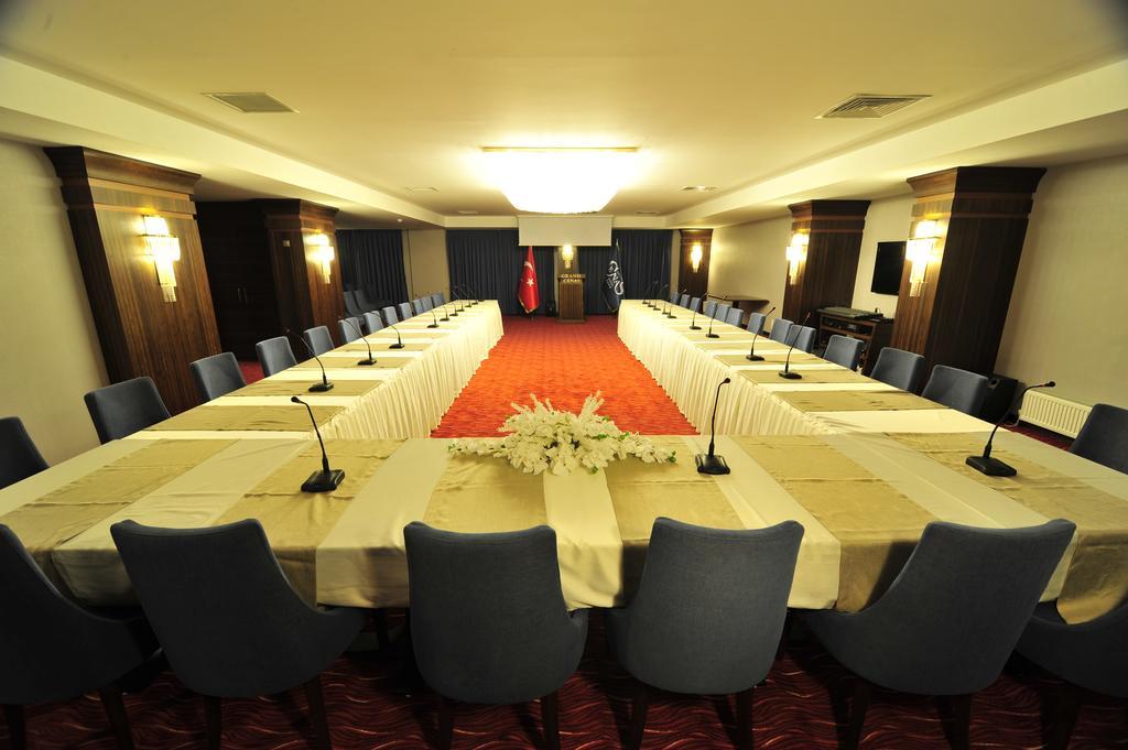 Grand Cenas Hotel Agri Bagian luar foto