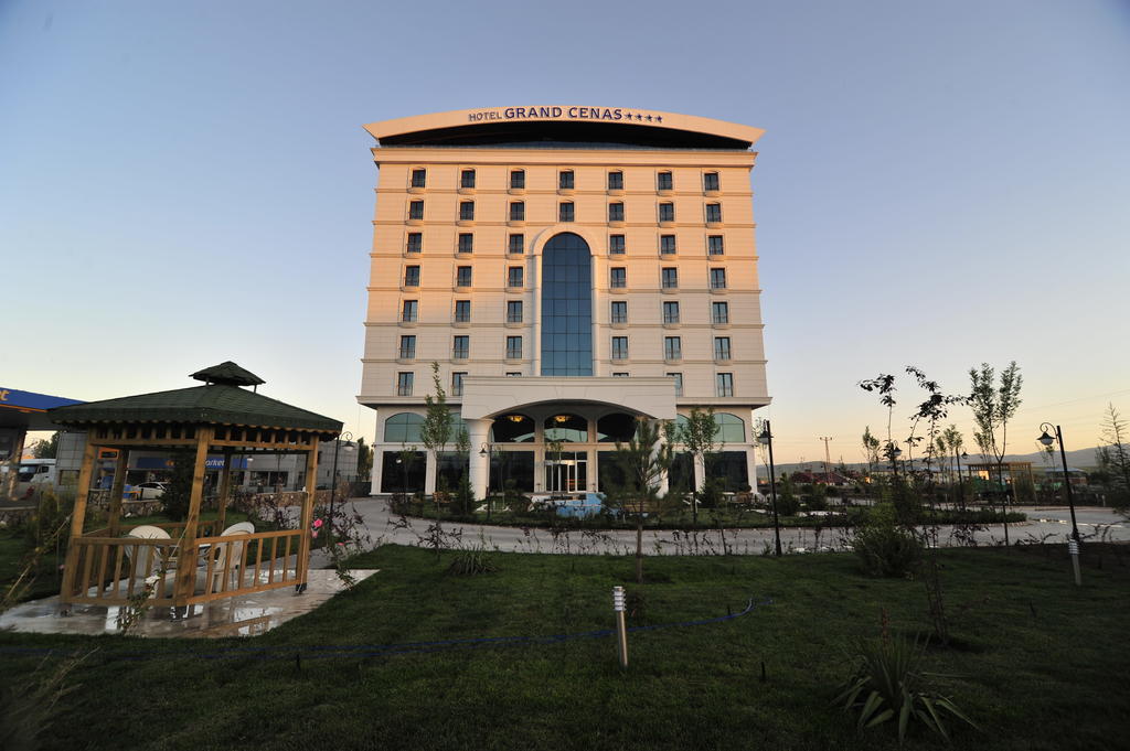 Grand Cenas Hotel Agri Bagian luar foto